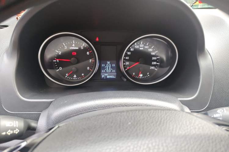 Used Haval H6 2016 Upgraded Model 1.5T Automatic Two-Wheel Drive Elite Version Odometer Close Up