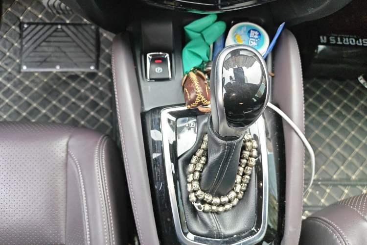 Used Nissan Qashqai 2022 2.0L CVT XV Prem·Night Edition Gear Lever