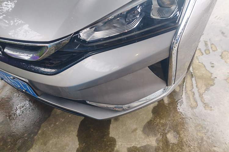 Used Dongfeng Aeolus Yixuan 2021 230T Automatic Chasing Shadow Edition Left Front Headlight