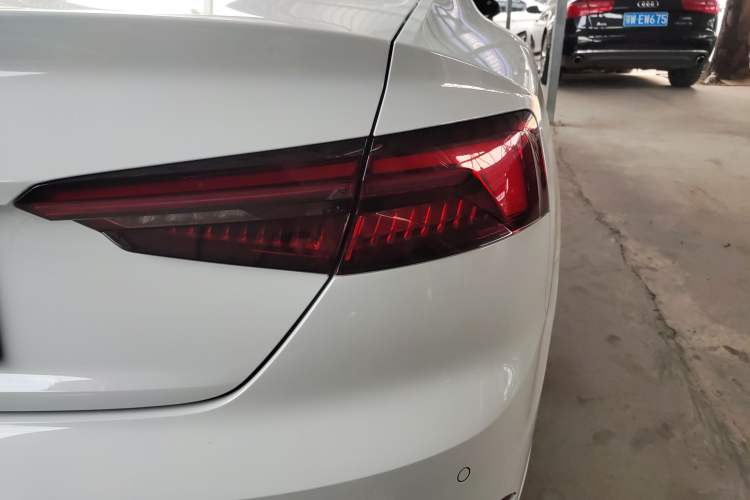 Used Audi A5 2019 Coupe 40 TFSI Fashion Edition China V Emission Standard
