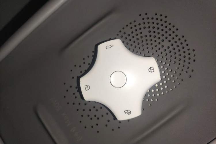 Used Dongfeng NAMMI 06 2025 471 Ultra