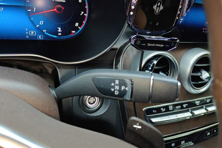 Used Mercedes-Benz GLC 2020 Facelift GLC 300 L 4MATIC Dynamic Edition Gear Lever