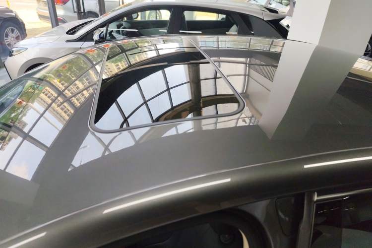 Used Roewe D7 2023 DMH 125km Superior Edition