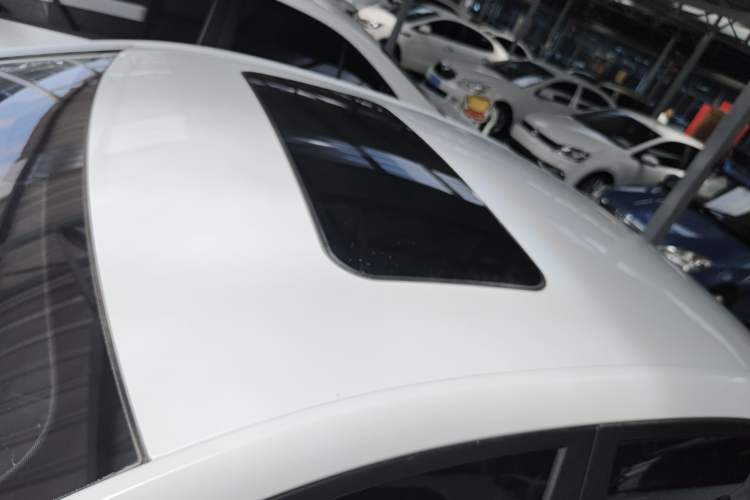 Used Roewe i5 2020 1.5L Automatic 4G Connect Luxury Flagship Edition