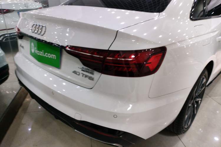 Used Audi A4L 2023 40 TFSI Luxury Dynamic Model
