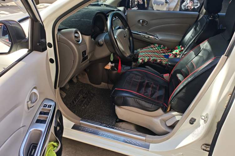 Used Nissan Sunny 2015 1.5XE Manual Comfort Edition
