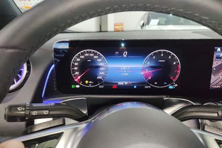 Used Mercedes-Benz GLB 2024 Refresh GLB 220 Dynamic Edition