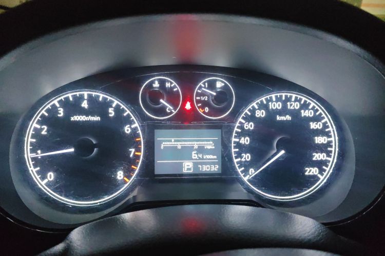 Used Nissan Tiida 2014 1.6L CVT Comfort Model
