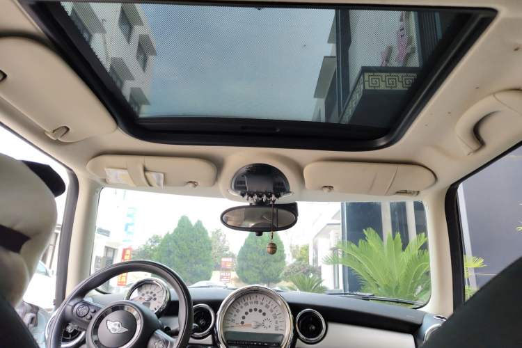 Used MINI Clubman 2011 1.6L COOPER Fun Headliner