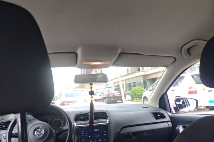 Used Volkswagen Polo 2013 1.4L Manual Fashion Edition Headliner