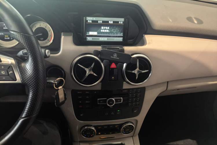 Used Mercedes-Benz GLK-Class 2015 GLK 260 4MATIC Fashion Edition Ultimate Version