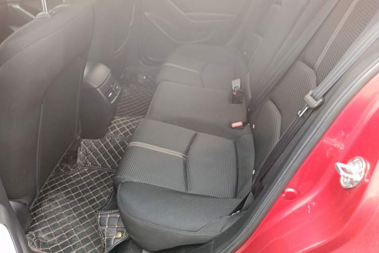 Used Mazda Mazda 3 Axela 2019 Cloud-Controlled Version Sedan 1.5L Automatic Luxury Trim China V Standard