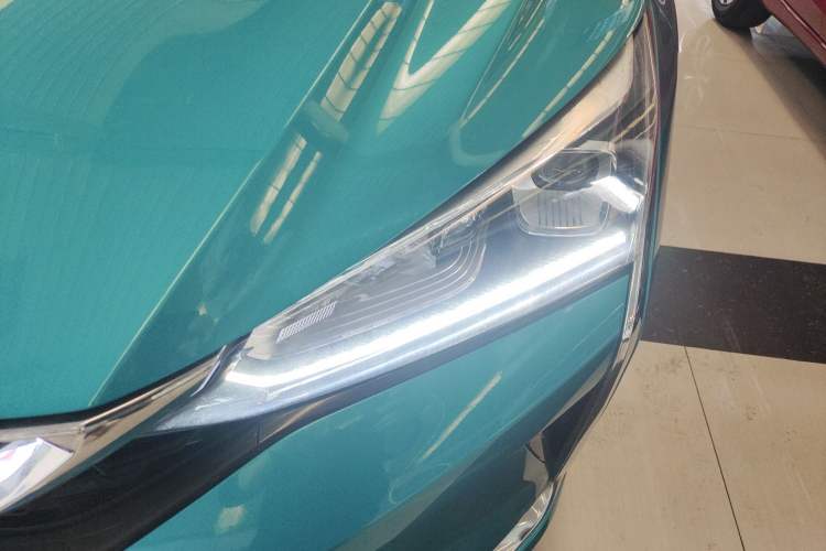 Used Dongfeng Aeolus Yixuan 2020 230T Automatic Advanced Edition Left Front Headlight