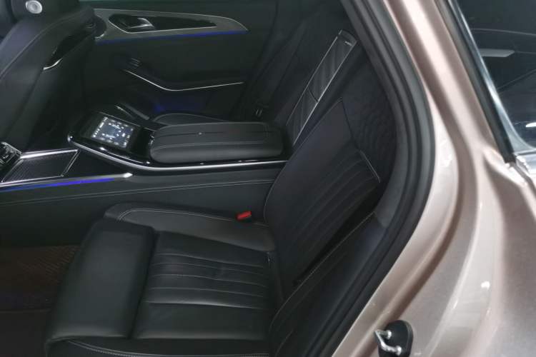 Used Hongqi H9 2022 3.0T Smart Connect Flagship Edition