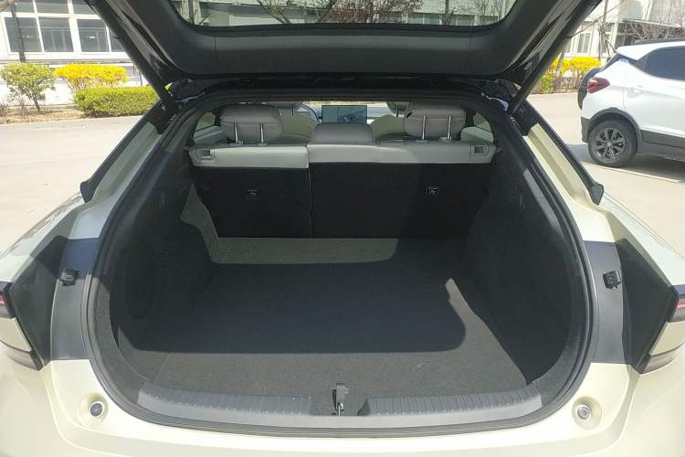 Used XPeng P7+ 2024 Ultra-Long Range Max