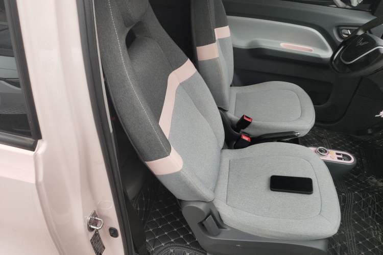 Used Wuling Hongguang MINIEV 2022 Macaron Fashion Model Lithium Iron Phosphate