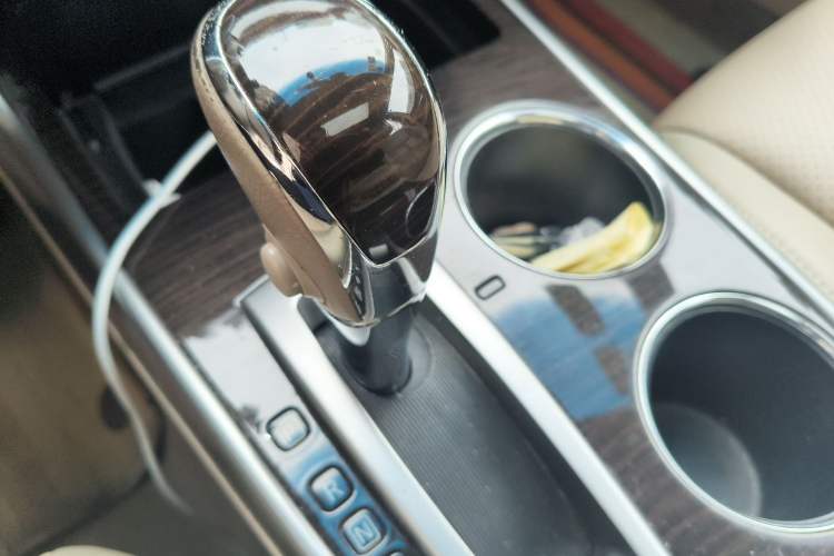 Used Nissan Teana 2013 2.0L XL Comfort Edition Gear Lever