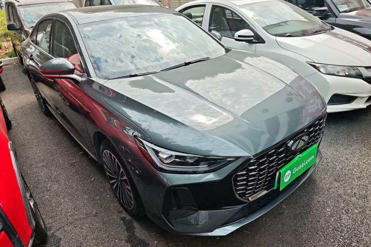 Used Chery Fengyun A8L 2025 1.5 TGDI 145 km Luxury Version