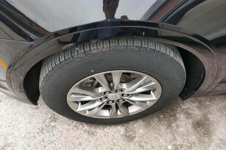 Used Cadillac XT5 2020 28T Luxury Version