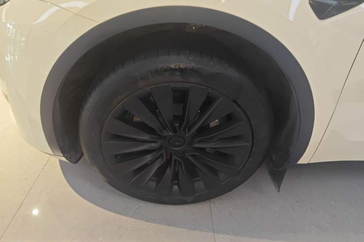 Used Tesla Model Y 2024 Rear-Wheel-Drive Version
