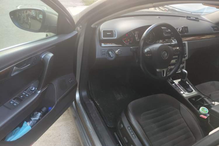 Used Volkswagen Magotan 2012 Travel Edition 2.0 TSI Comfort Version