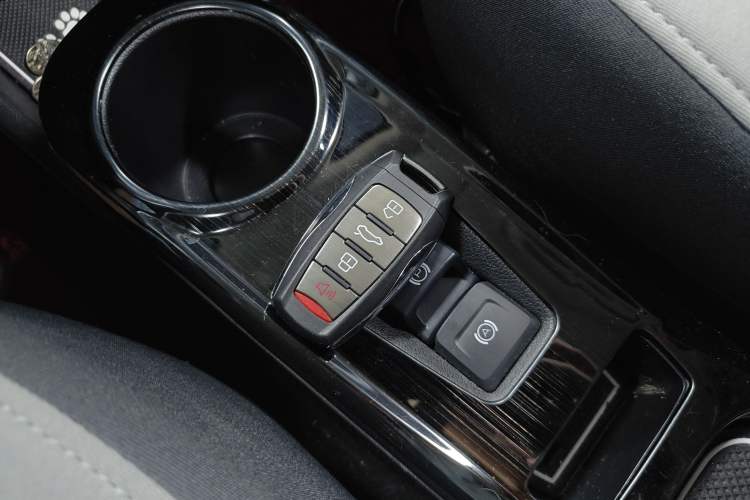 Used ORA White Cat 2020 305 km Luxury Version
