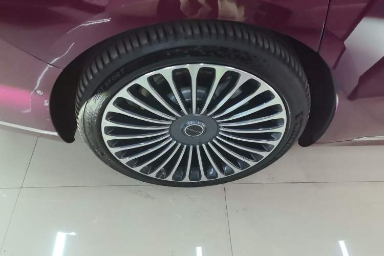 Used Hima Stelato S9 2024 All-Electric Ultra Four-Wheel-Drive Flagship Edition Right Rear Wheel Hub