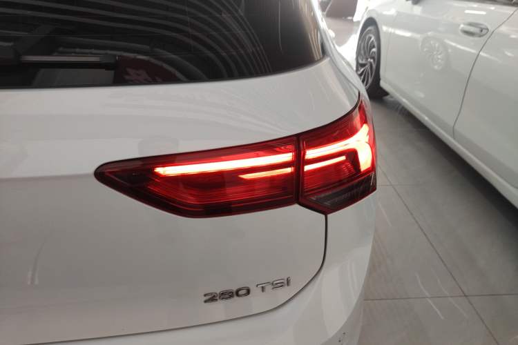 Used Volkswagen Golf 2023 Facelift 280TSI DSG Pro Right Rear Taillight