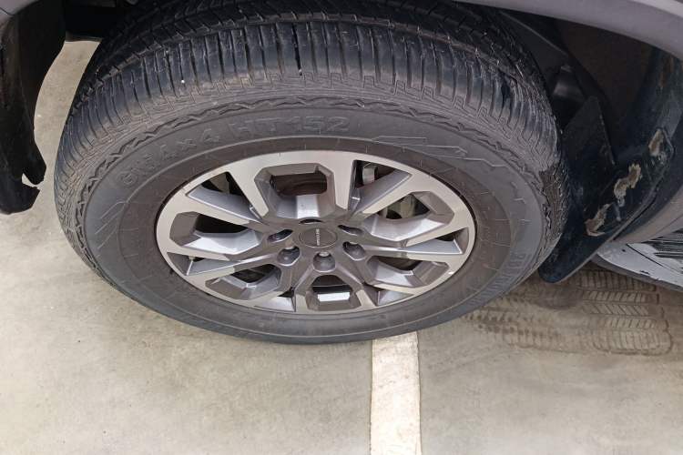 Used SAIC MAXUS Xingji 2023 Starry H 2.0T Automatic Diesel Dual-Turbo All-Wheel Drive Luxury Edition Long Wheelbase
