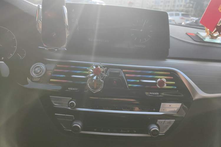 Used BMW 5 Series 2019 530Li Leading Model Luxury Package