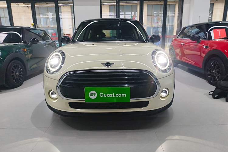Used MINI 2021 1.5T COOPER Classic Edition Front