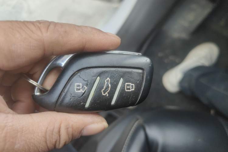 Used Roewe i5 2020 1.5L Automatic 4G Connect Luxury Flagship Edition
