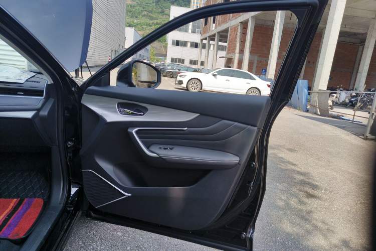 Used Venucia V DD-i 2025 Orca 150km Joyful Journey Edition