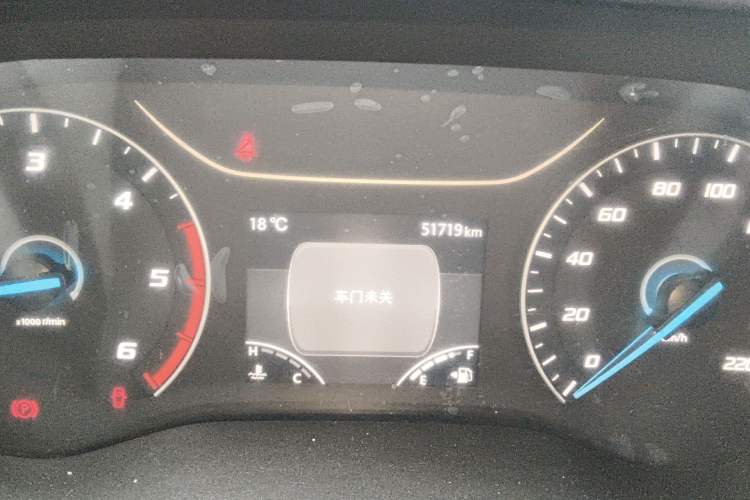 Used JMC Fushun 2023 2.0T Manual Mid-Drive Mid-Roof Commercial Multi-Purpose 7-Seater Passenger Vehicle Odometer Close Up