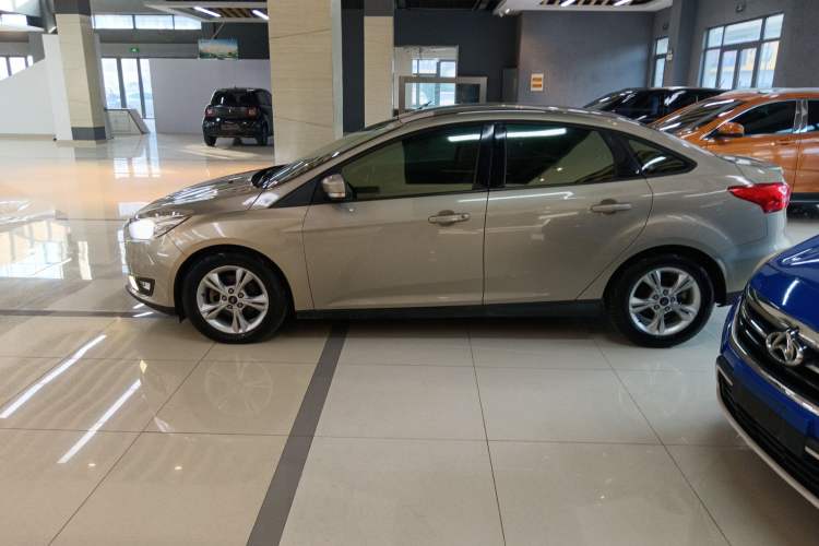 Used Ford Focus 2015 Sedan 1.6L Automatic Comfort Model