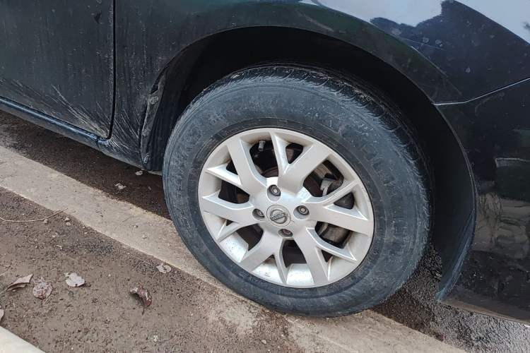 Used Nissan Sunny 2014 1.5XE Manual Elite Edition