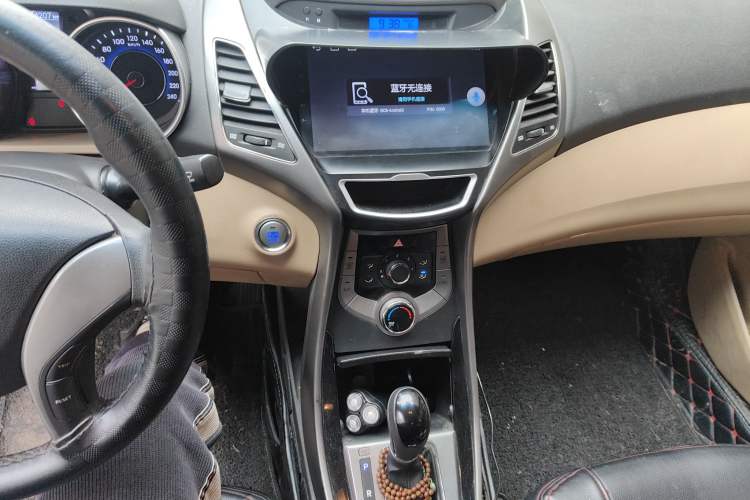 Used Hyundai Elantra (5th Generation / Langdong) 2013 1.6L Automatic Leading Model