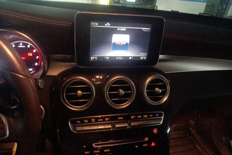 Used Mercedes-Benz GLC 2018 GLC 260 4MATIC Luxury Model