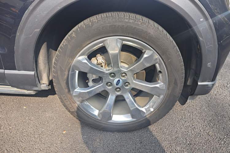 Used Ford Explorer 2020 EcoBoost 285 4x4 Platinum Edition 6 Seats