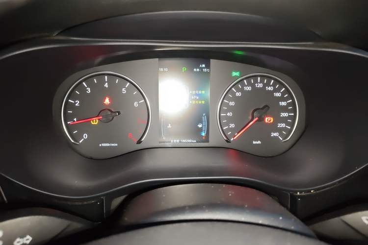 Used BYD Song MAX 2019 1.5T Automatic Smart Connect ZhiLian RuiDong 6-Seater China V Standard
