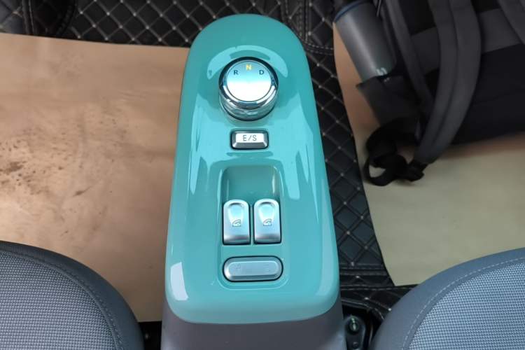 Used CHANGAN NEVO Lumin 2023 205km Xiangqin Version