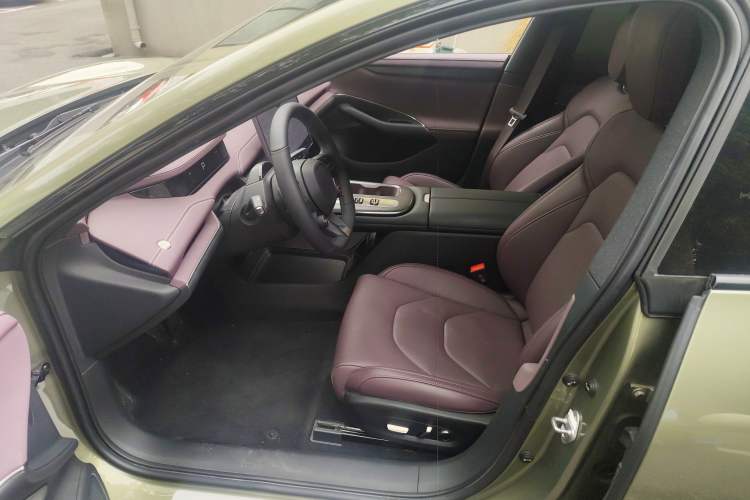 Used Xiaomi Auto SU7 2024 Rear-Drive Long-Range Intelligent Driving Version Driver Seat