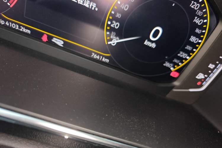 Used Volkswagen Tiguan L 2023 330TSI Automatic Two-Wheel Drive R-Line Enjoyment Edition Odometer Close Up