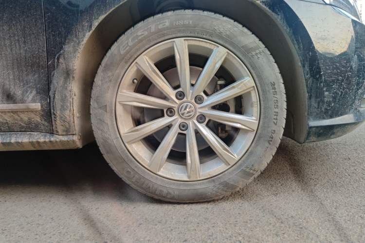 Used Volkswagen Passat 2017 330TSI DSG Luxury Edition
