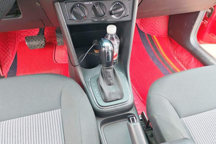 Used Volkswagen Polo 2018 1.5L Automatic Advanced Driving Model Gear Lever