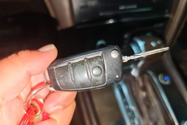 Used Audi Q7 2014 35 TFSI Exclusive Edition Vehicle Key