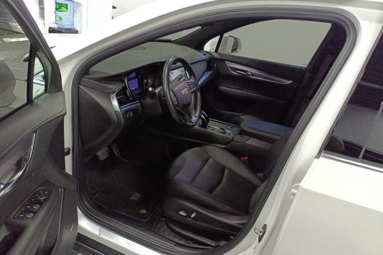 Used Cadillac XT6 2020 28T 7-Seater Four-Wheel Drive Luxury Version
