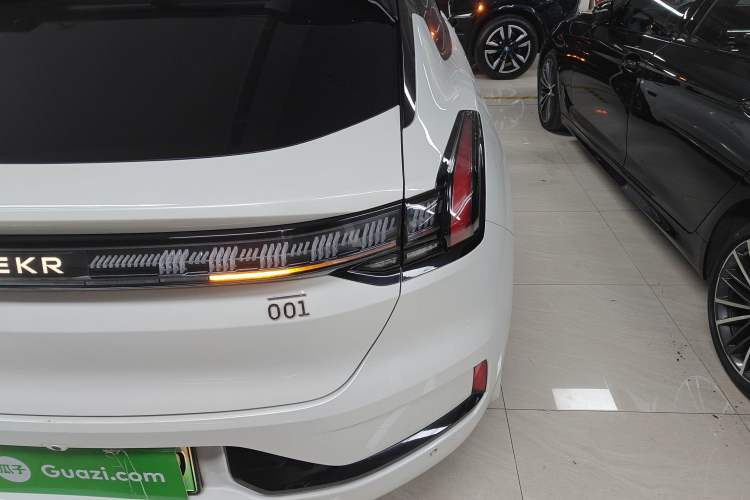 Used Zeekr 001 2022 Ultra-Long Range Dual-Motor YOU Version
