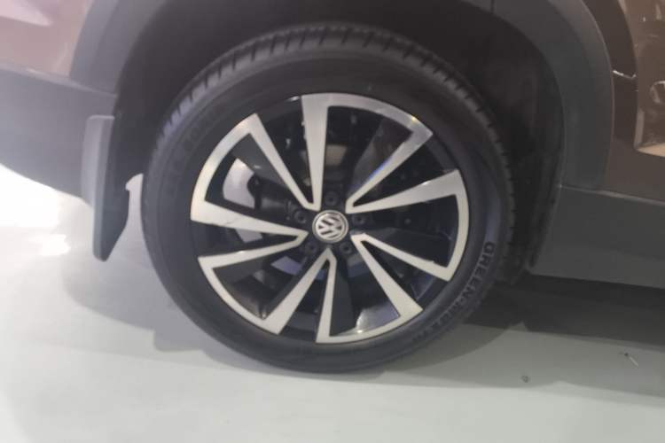 Used Volkswagen Tharu 2019 280TSI Two-Wheel Drive Luxury Version China VI Standard
