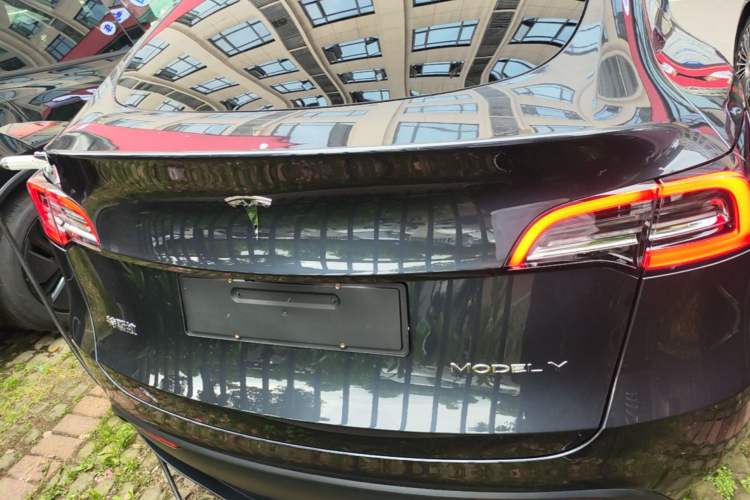 Used Tesla Model Y 2024 Rear-Wheel-Drive Version
